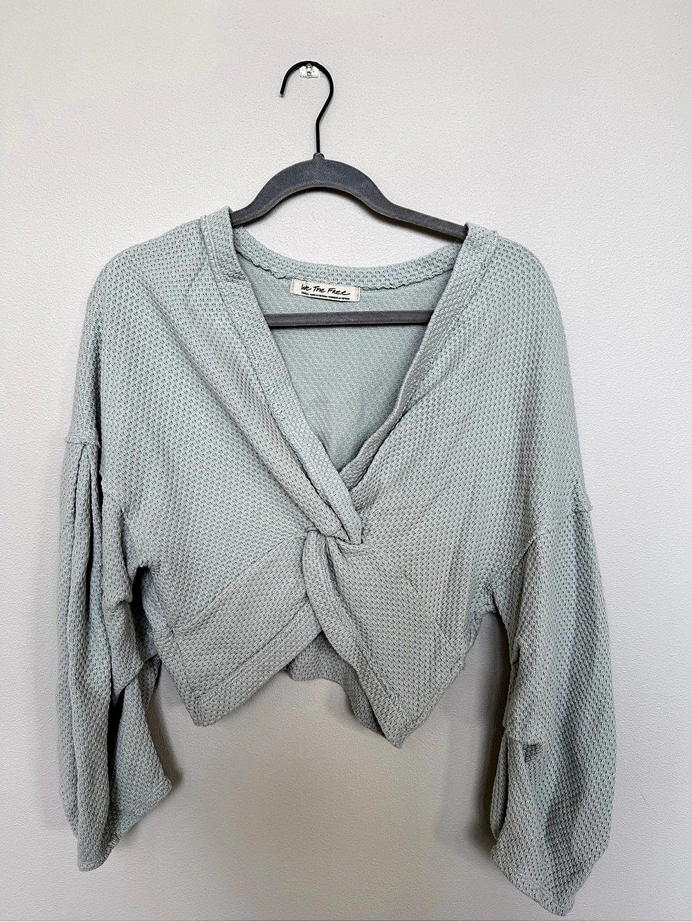 We The Free (Free People) Knit Cropped Sweater Size Small Like New